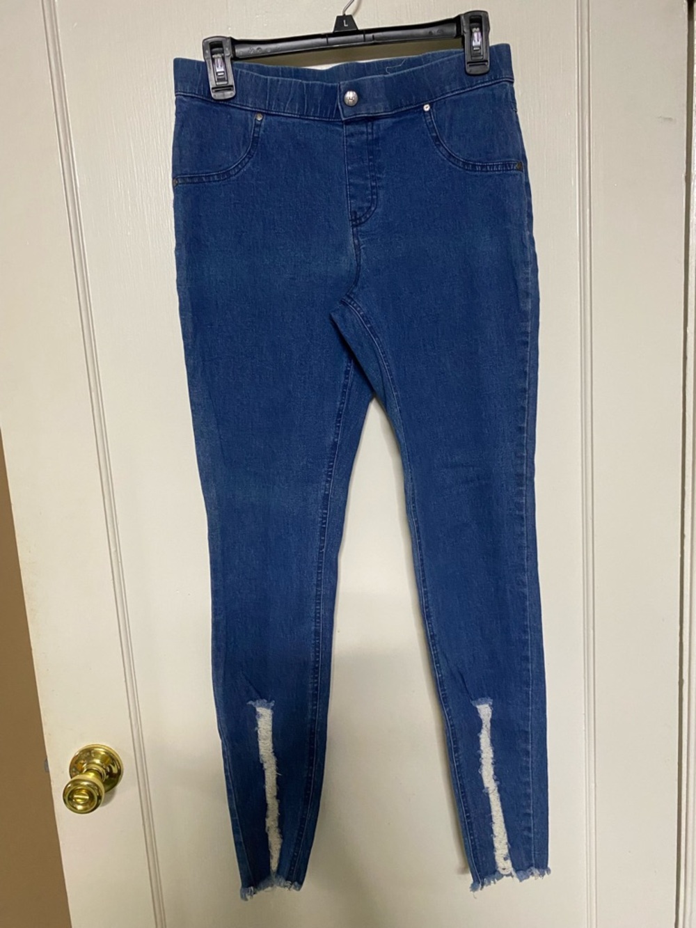 HUE Women's Dark Blue Stretch Jeans/Jeggings with Distressed Hem Slit